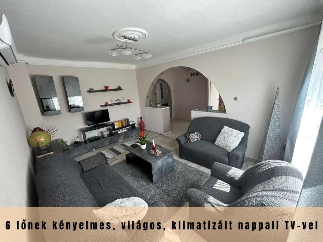 Estina House Villa Balatonboglár Exteriör bild